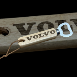 Flaschenöffner Holzgriff Gravur Volvo